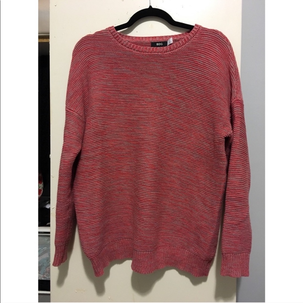 BDG pullover